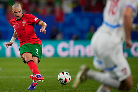 Pepe in action against Czech Republic